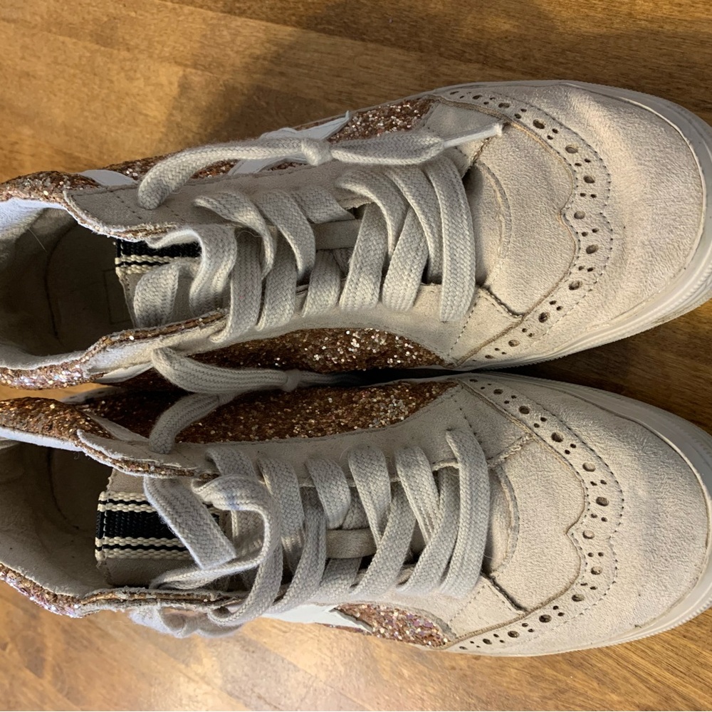 Women’s ShuShop Rina Sneakers in Rose gold - Picture 5 of 8